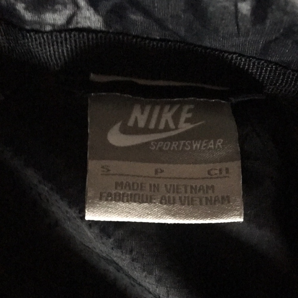 Nike NSW Casual windbreaker windrunner black packable jacket long black FC cinch - Picture 11 of 16